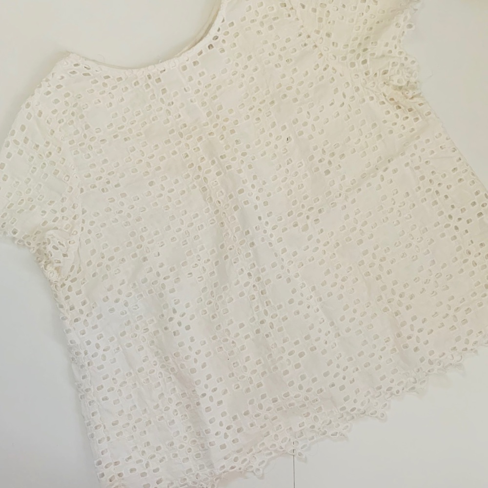 Easy Wear Eyelet Lacy Top